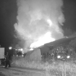 Die Lagerhalle in Pasing in Vollbrand