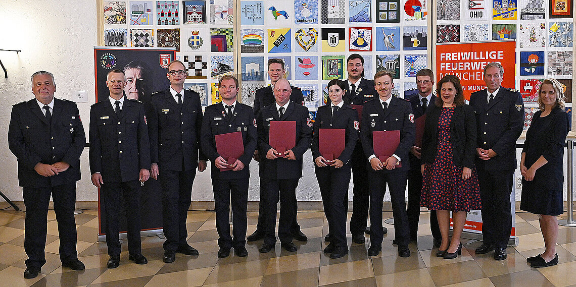 Gruppenfoto mit Preisträgern