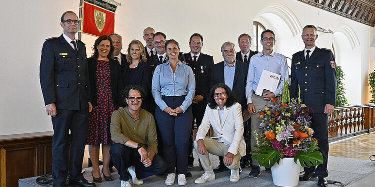 Gruppenfoto mit Preisträgern