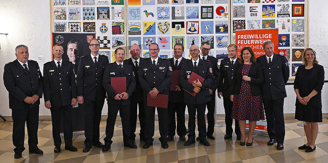 Gruppenfoto mit Preisträgern