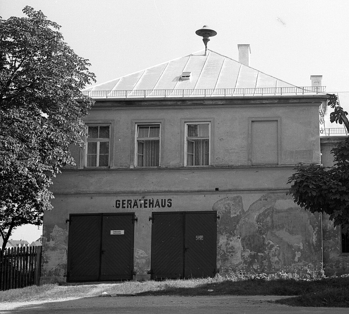 Gerätehaus der Löschgruppe Moosach am St.-Martins-Platz 5