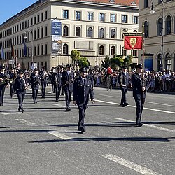 Trachten- und Schützenzug