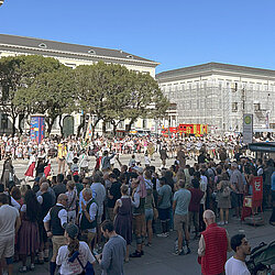 Trachten- und Schützenzug